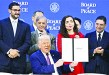 ਟਰੰਪ ਦੇ ‘ਬੋਰਡ ਆਫ ਪੀਸ’ ’ਚ ਪਾਕਿਸਤਾਨ ਸ਼ਾਮਲ, ਭਾਰਤ ਜੱਕੋਤੱਕੀ ’ਚ