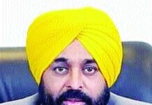 ਮਾਨ ਵੱਲੋਂ ਬਾਗੀ ਸੰਸਦ ਮੈਂਬਰਾਂ ਨੂੰ ਸੰਸਦ ‘ਚੋਂ ਹਟਾਉਣ ਦੀ ਤਿਆਰੀ; ਰਾਸ਼ਟਰਪਤੀ ਤੋਂ ਮੰਗਿਆ ਸਮਾਂ