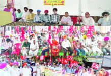 ਆਮ ਲੋਕਾਂ ਨੂੰ ਲੁੱਟ ਕੇ ਕਾਰਪੋਰੇਟਾਂ ਦੇ ਘਰ ਭਰ ਰਹੀ ਮੋਦੀ ਸਰਕਾਰ : ਬਰਾੜ, ਨਰਿੰਦਰ ਸੋਹਲ