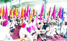 ਤਨਖਾਹ-ਪੈਨਸ਼ਨ ਨਾ ਮਿਲਣ ‘ਤੇ ਵਿਸ਼ਾਲ ਰੈਲੀ ਤੇ ਰੋਸ ਮਾਰਚ