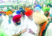 ਨਸ਼ਿਆਂ ਲਈ ਕੇਂਦਰ ਤੇ ਸੂਬਾ ਸਰਕਾਰ ਜ਼ਿੰਮੇਵਾਰ : ਟਿਕੈਤ